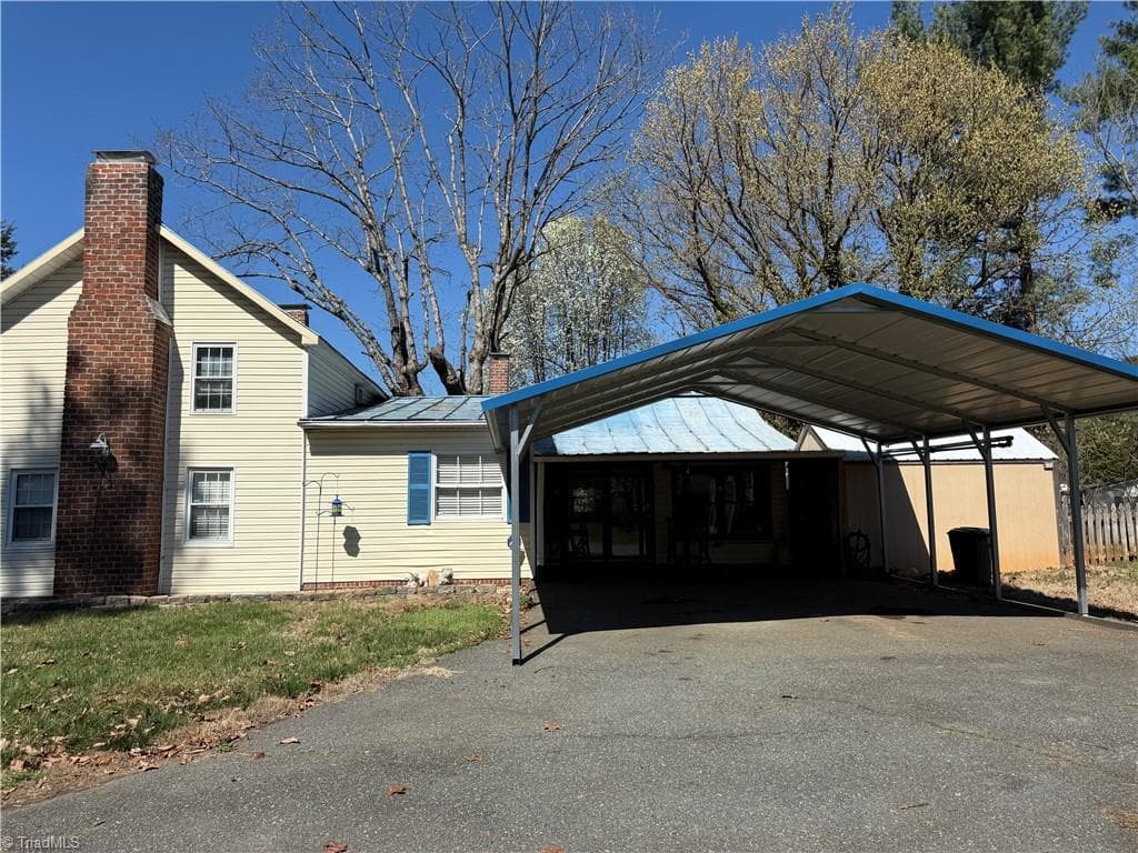 Stick/Site Built at 6937 NC Highway 66 S, King NC 27021, King, photo 7 of 62