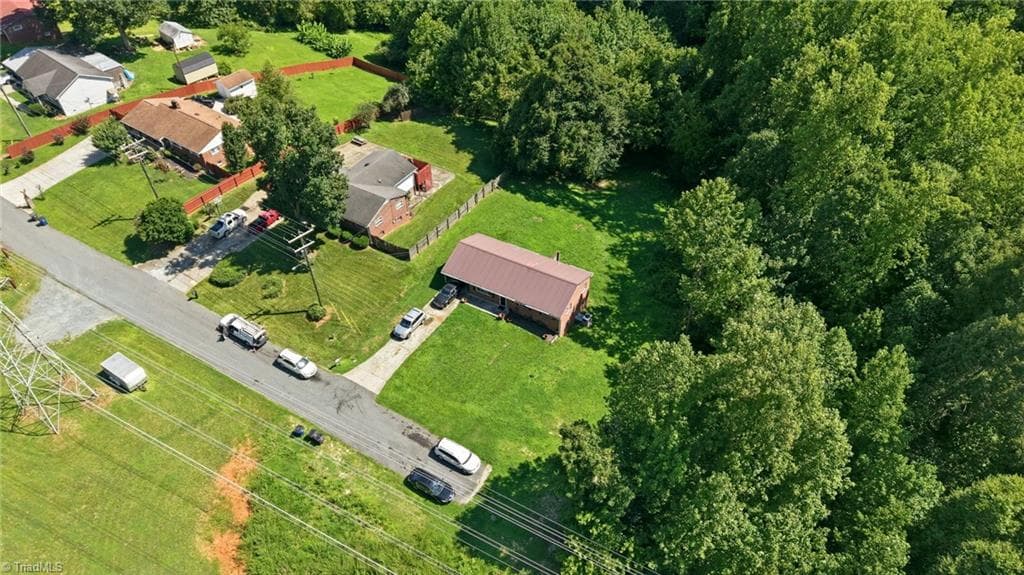 Stick/Site Built at 5354 Sunrise Terrace, Winston-Salem NC 27105, Winston-Salem, photo 38 of 43