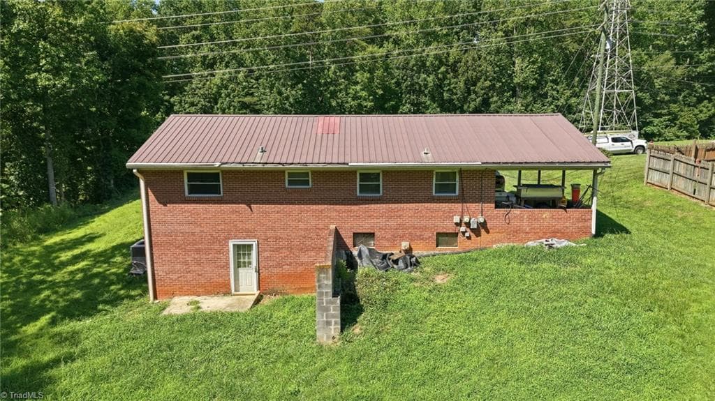 Stick/Site Built at 5354 Sunrise Terrace, Winston-Salem NC 27105, Winston-Salem, photo 35 of 43