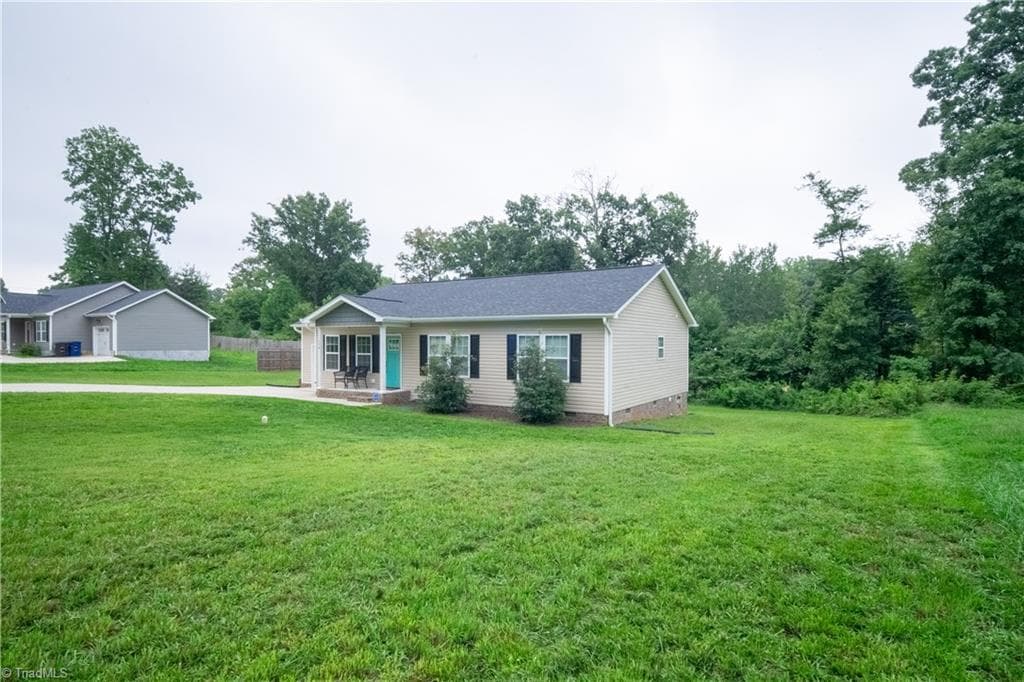 Stick/Site Built at 198 Quail Drive, Winston-Salem NC 27105, Winston-Salem, photo 12 of 12