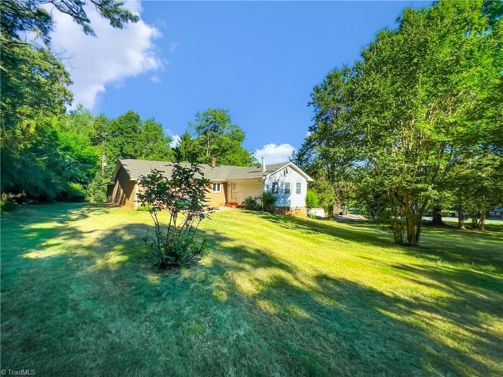 Stick/Site Built at 5720 Polaris Road, Pfafftown NC 27040, Pfafftown, photo 9 of 37
