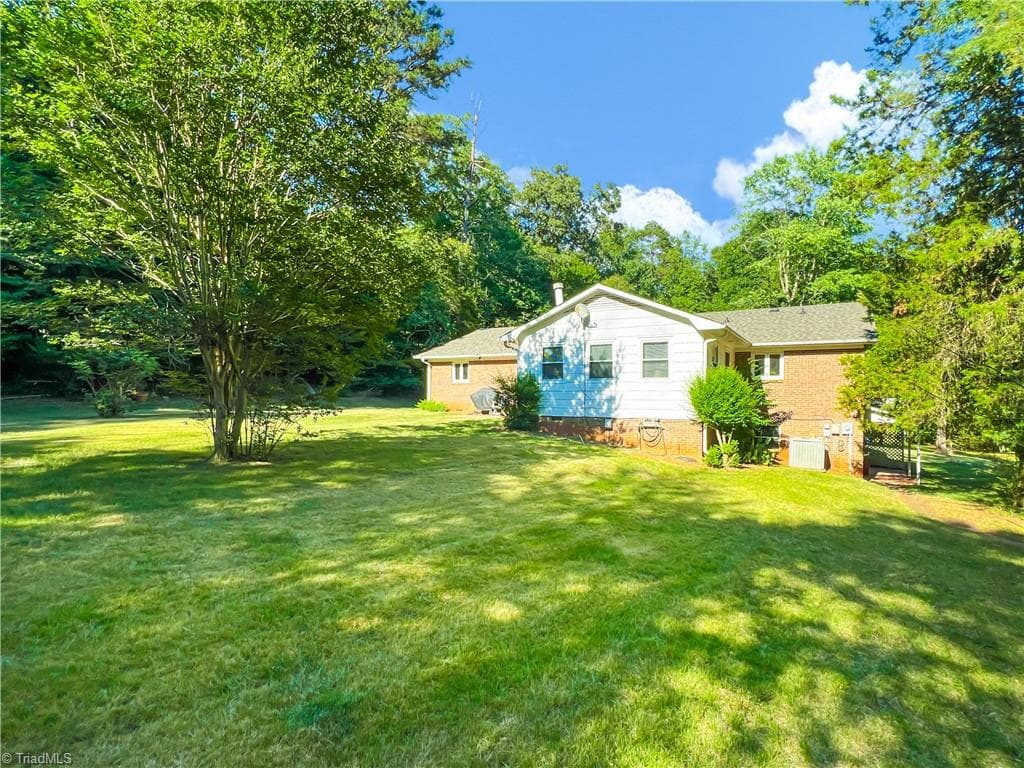 Stick/Site Built at 5720 Polaris Road, Pfafftown NC 27040, Pfafftown, photo 10 of 37
