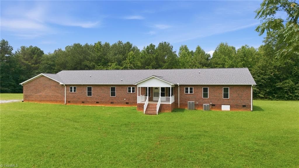 Stick/Site Built at 2052 Kennedy Road, Thomasville NC 27360, Thomasville, photo 7 of 41