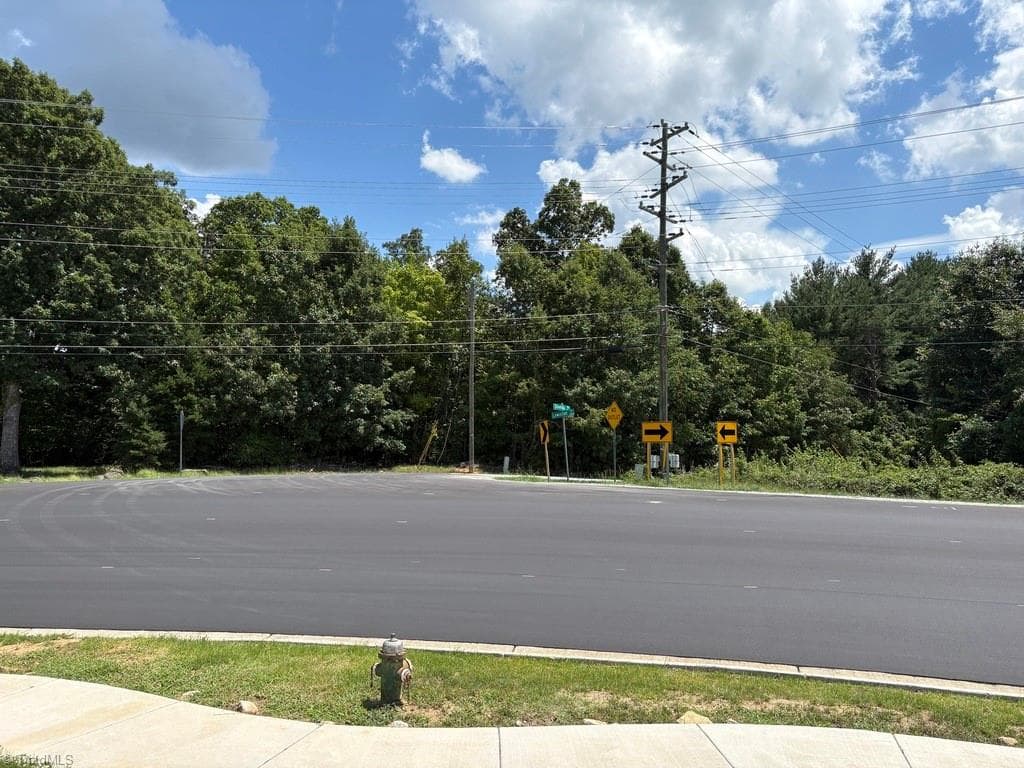 Single Family Residence at 3518 Oneida Road, Greensboro NC 27410, Greensboro, photo 33 of 36