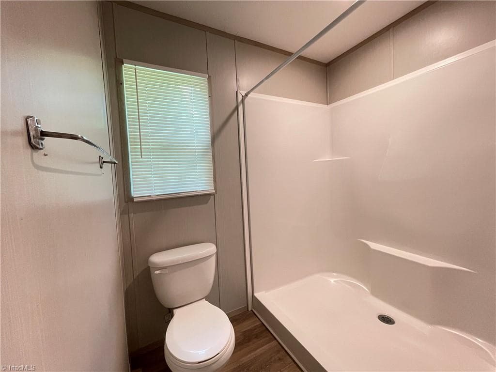 Manufactured Home at 2317 Elbon Drive, Winston-Salem NC 27105, Winston-Salem, photo 13 of 30