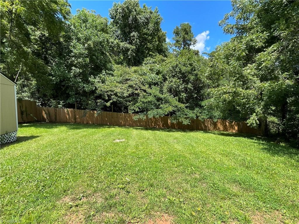 Manufactured Home at 2317 Elbon Drive, Winston-Salem NC 27105, Winston-Salem, photo 26 of 30