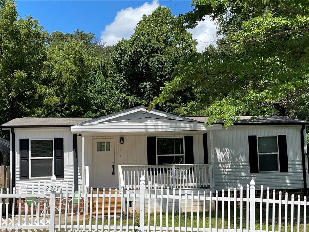 2317 Elbon Drive, Winston-Salem NC 27105