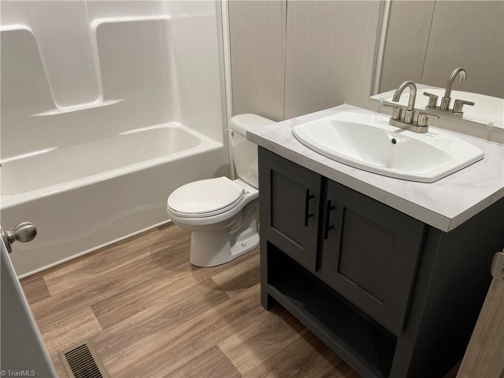 Manufactured Home at 2317 Elbon Drive, Winston-Salem NC 27105, Winston-Salem, photo 19 of 30