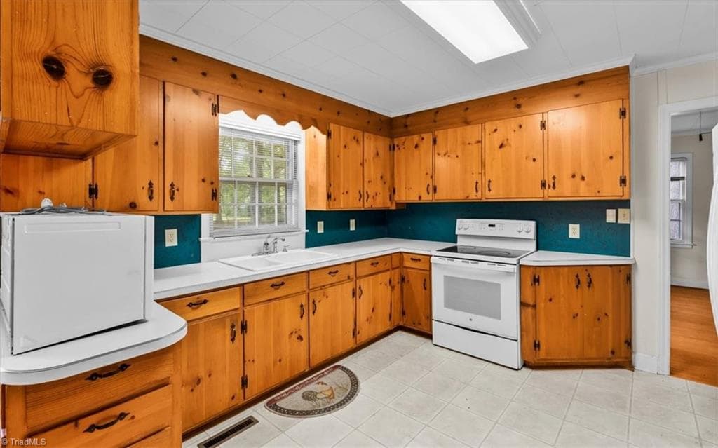 Stick/Site Built at 815 Coleman Drive, Whitsett NC 27377, photo 11 of 34