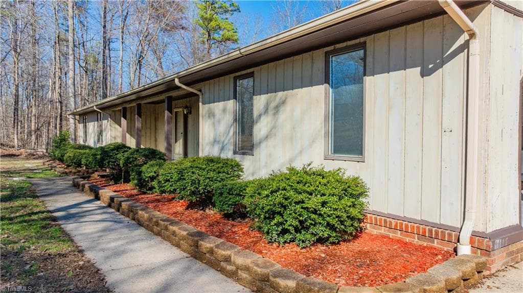 Stick/Site Built at 682 Cecil Street, Thomasville NC 27360, Thomasville, photo 4 of 50