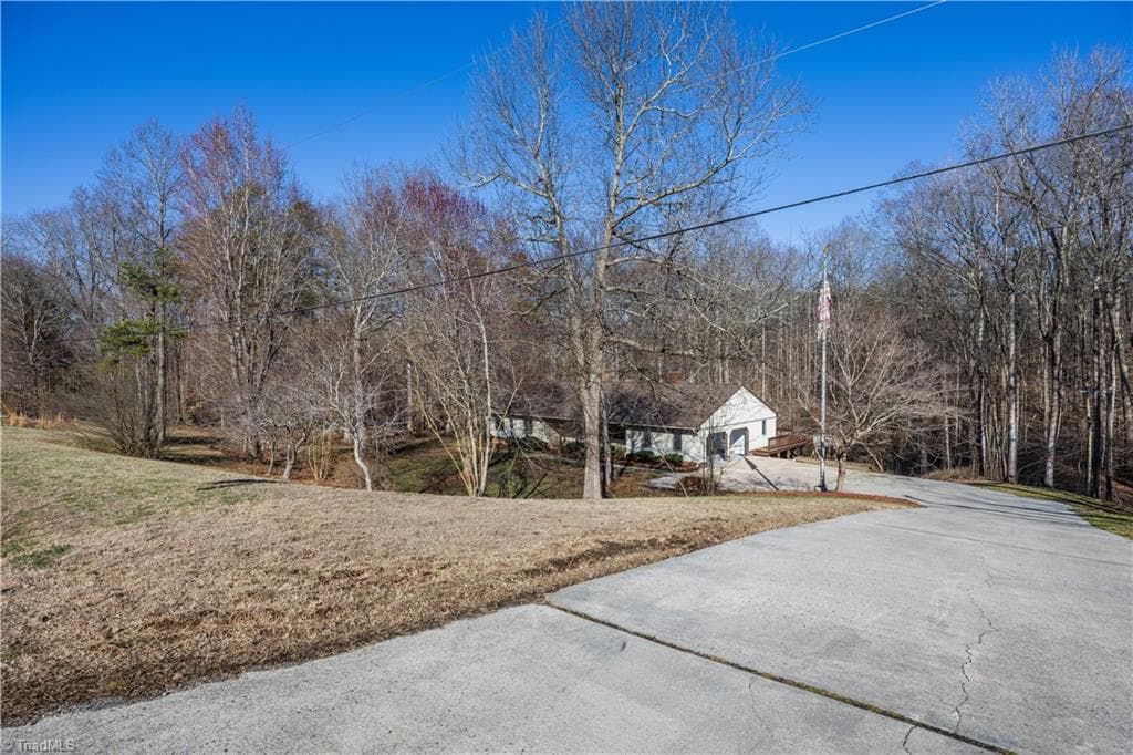 Stick/Site Built at 682 Cecil Street, Thomasville NC 27360, Thomasville, photo 8 of 50