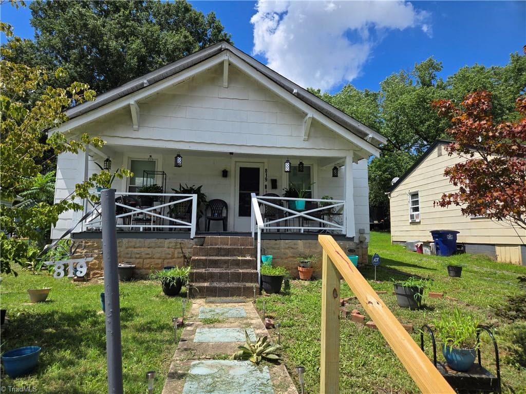 Stick/Site Built at 819 W Sprague Street, Winston-Salem NC 27127, Winston-Salem, photo 2 of 21