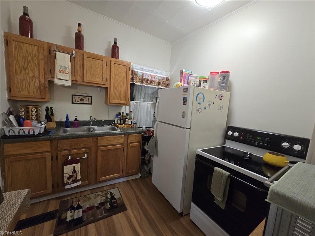 Stick/Site Built at 819 W Sprague Street, Winston-Salem NC 27127, Winston-Salem, photo 8 of 21