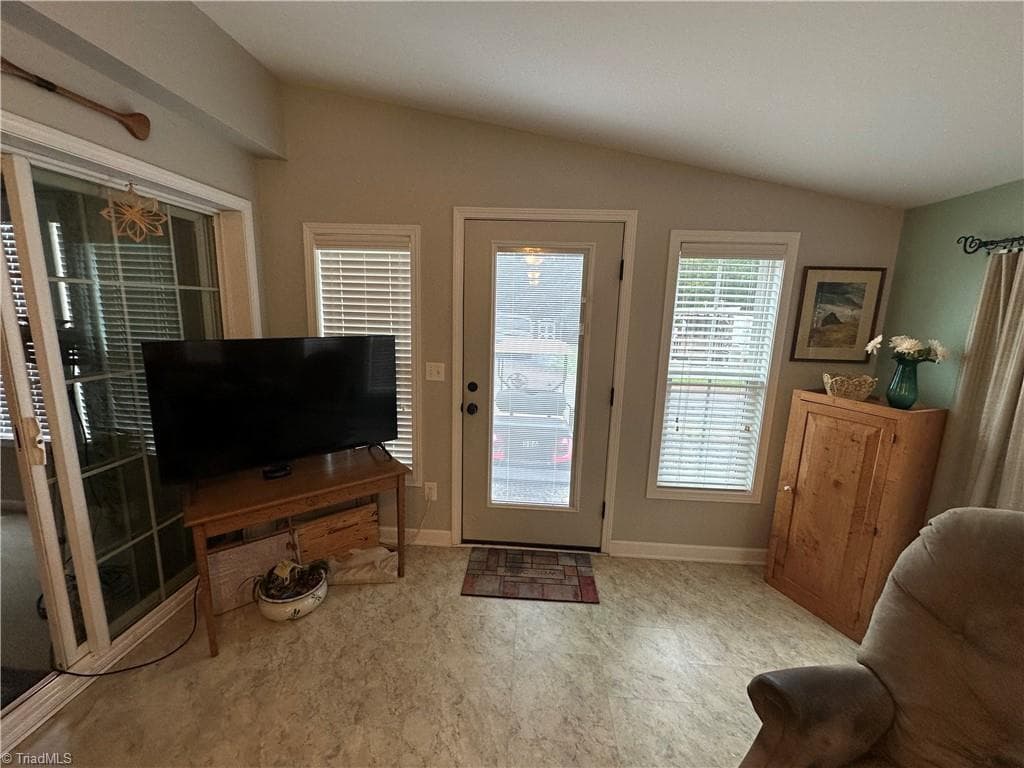 Manufactured Home at 108 Humming bird Circle, New London NC 28127, photo 10 of 50