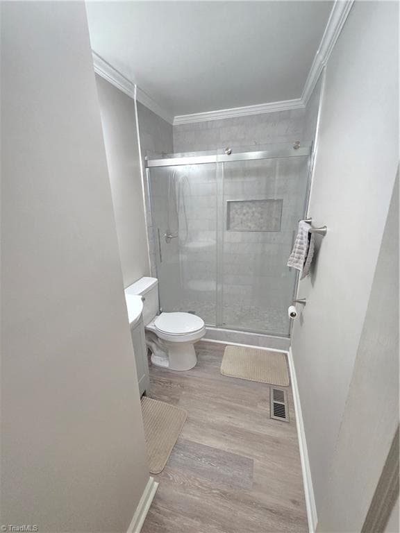Stick/Site Built at 1308 Bogart Street, Greensboro NC 27405, photo 5 of 29