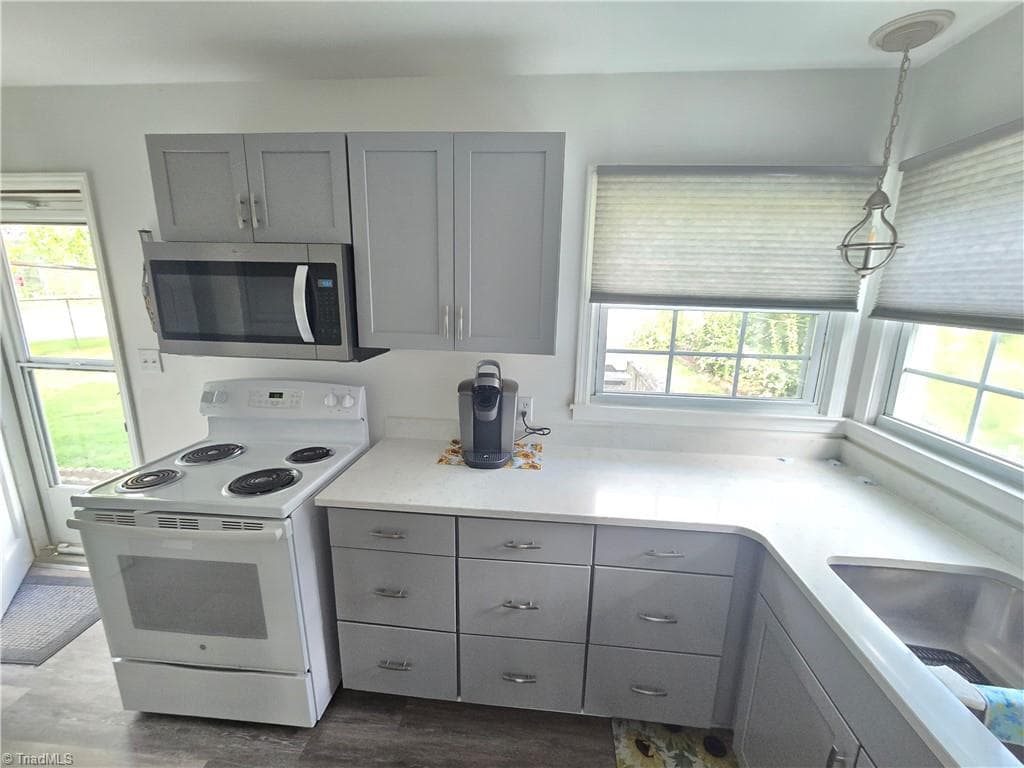 Stick/Site Built at 1308 Bogart Street, Greensboro NC 27405, photo 18 of 29