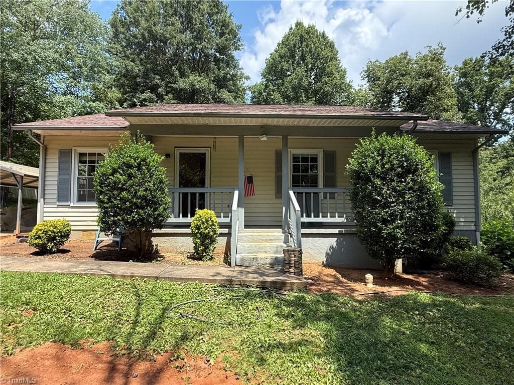 717 Edgewood Road, Wilkesboro NC 28697