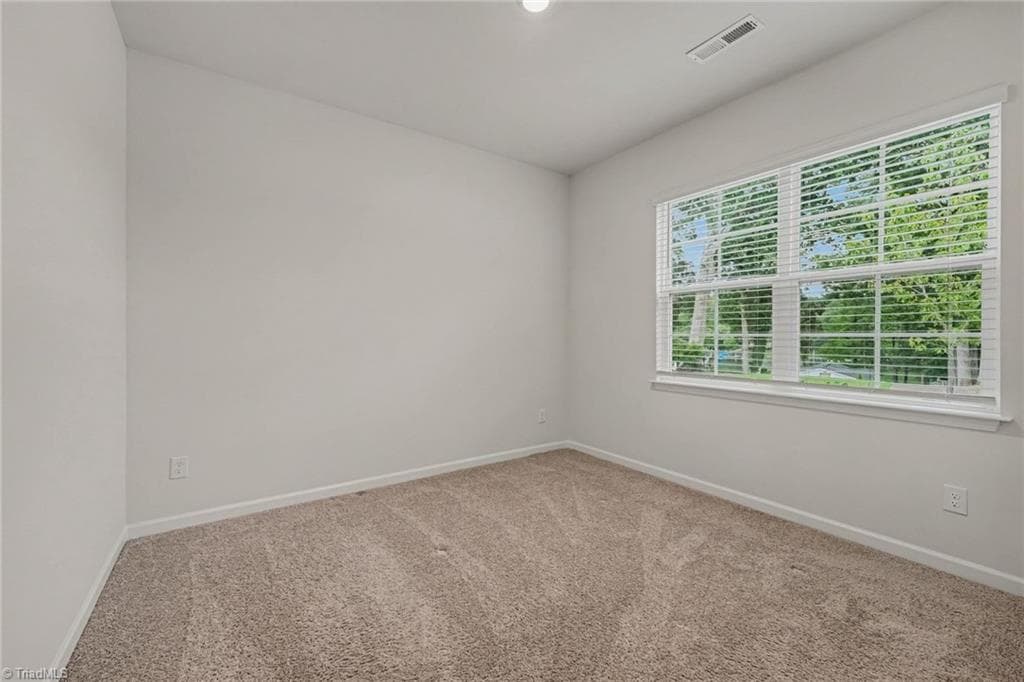 Stick/Site Built at 620 Hickory Point Drive, Lexington NC 27292, photo 14 of 28
