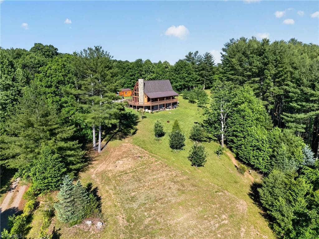 Stick/Site Built at 354 Two Rivers Drive, Independence VA 24348, Independence, photo 5 of 50