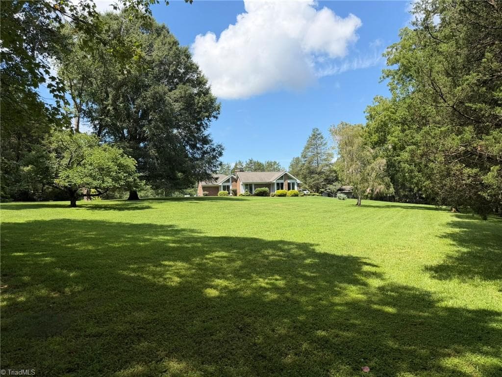 Stick/Site Built at 1595 Red Copper Circle, Winston-Salem NC 27106, Winston-Salem, photo 3 of 100