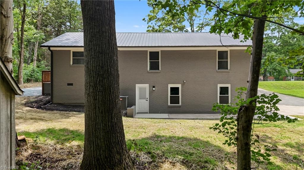 Stick/Site Built at 1855 Stemp Everhart Road, Thomasville NC 27360, photo 12 of 34