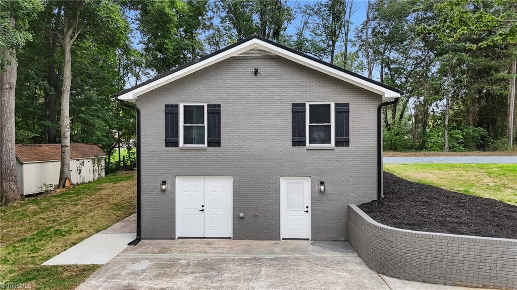 Stick/Site Built at 1855 Stemp Everhart Road, Thomasville NC 27360, photo 10 of 34