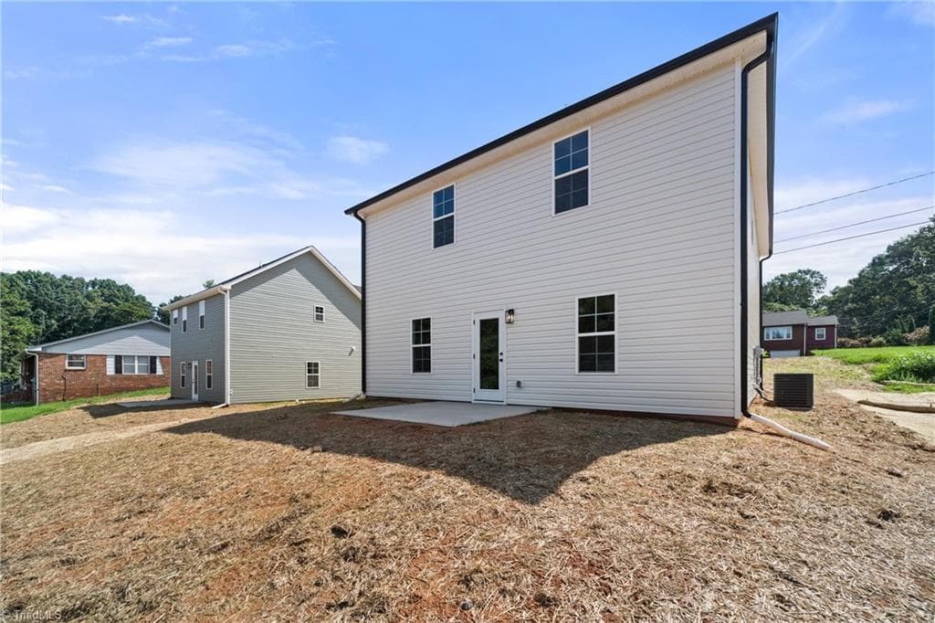 Stick/Site Built at 1667 Ralee Drive, Winston-Salem NC 27127, Winston-Salem, photo 37 of 38