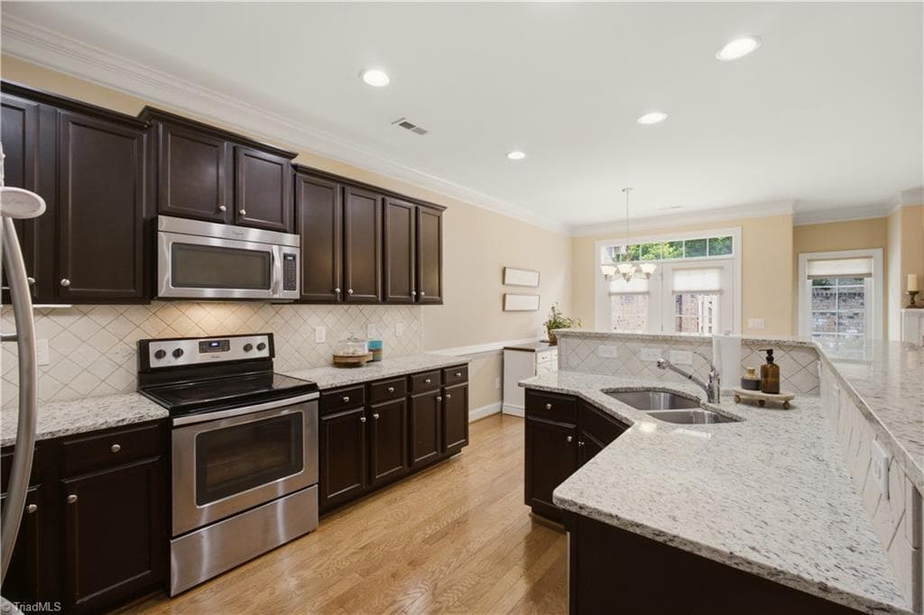 Stick/Site Built at 752 Carneros Circle, High Point NC 27265, photo 2 of 33