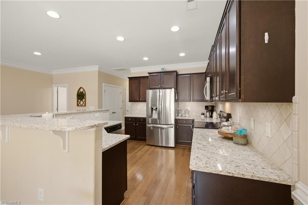 Stick/Site Built at 752 Carneros Circle, High Point NC 27265, photo 10 of 33