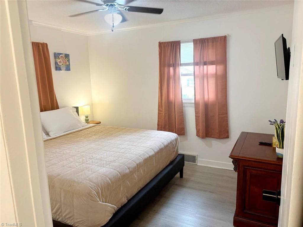 Duplex at 6 Garden Street, Thomasville NC 27360, Thomasville, photo 14 of 31
