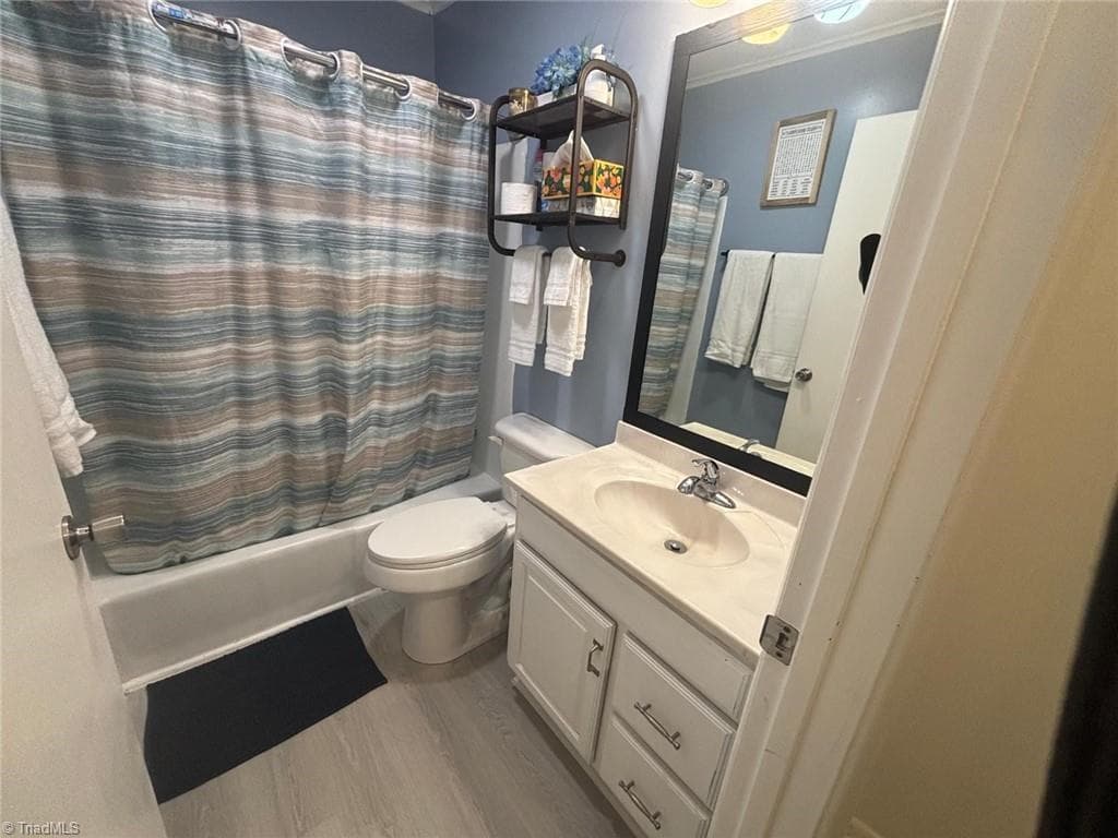 Duplex at 6 Garden Street, Thomasville NC 27360, Thomasville, photo 15 of 31