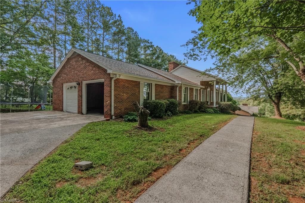 Stick/Site Built at 2160 Margaret Drive, Mount Airy NC 27030, Mount Airy, photo 73 of 90
