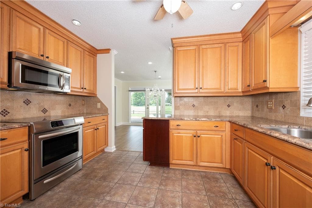 Stick/Site Built at 116 Spyglass Drive, Bermuda Run NC 27006, Bermuda Run, photo 14 of 35