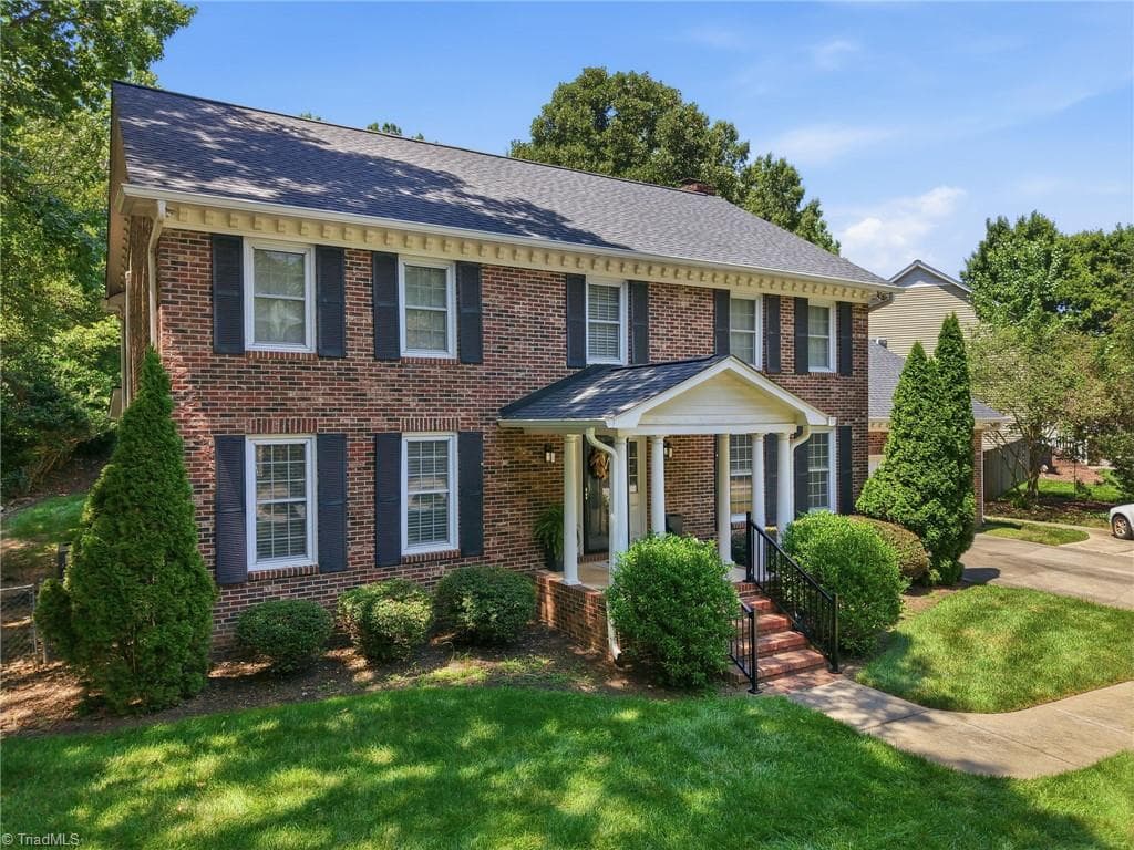 Stick/Site Built at 2019 La Dora Drive, High Point NC 27265, photo 3 of 49