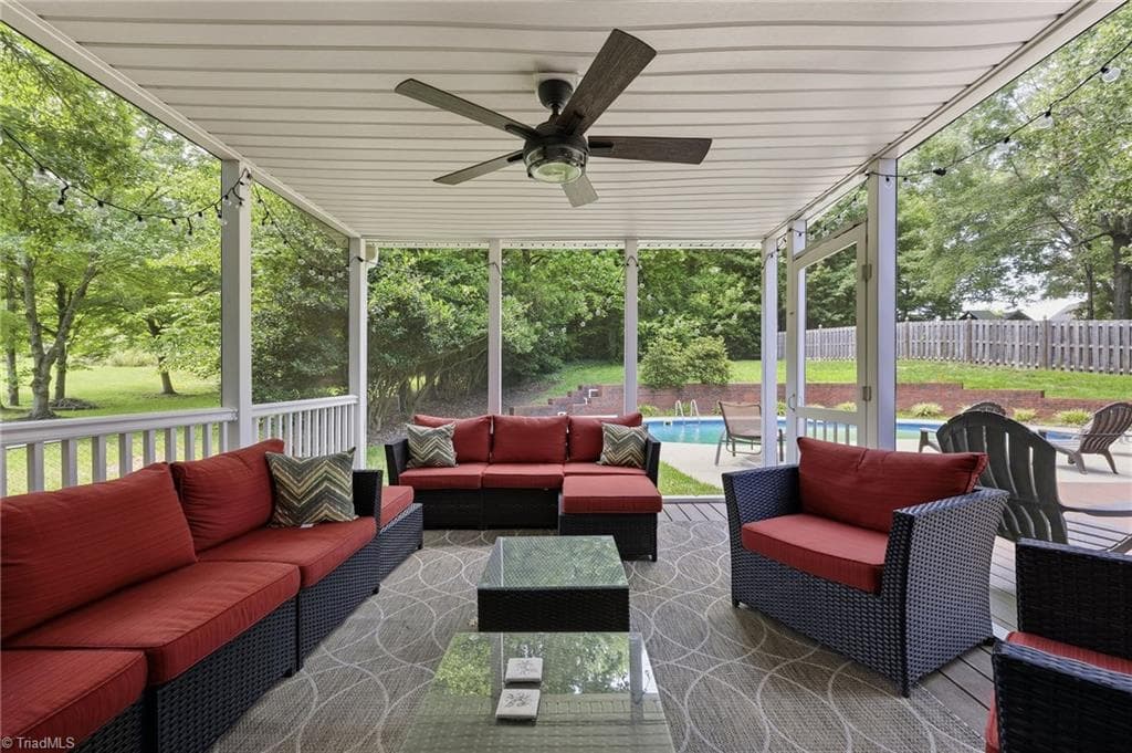 Stick/Site Built at 2019 La Dora Drive, High Point NC 27265, photo 15 of 49