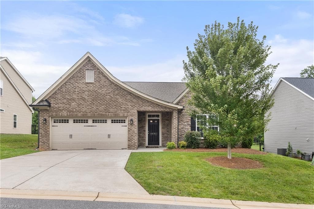 Stick/Site Built at 3831 Rutherford Court, Winston-Salem NC 27106, Winston-Salem, photo 4 of 46