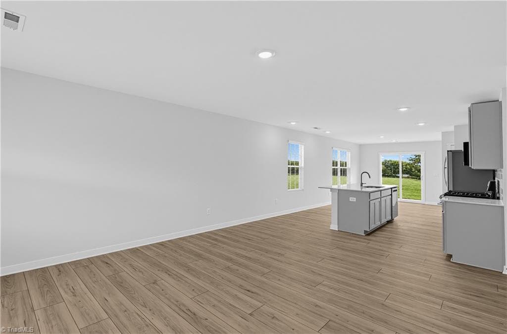 Stick/Site Built at 122 Primrose Street, King NC 27021, photo 6 of 32