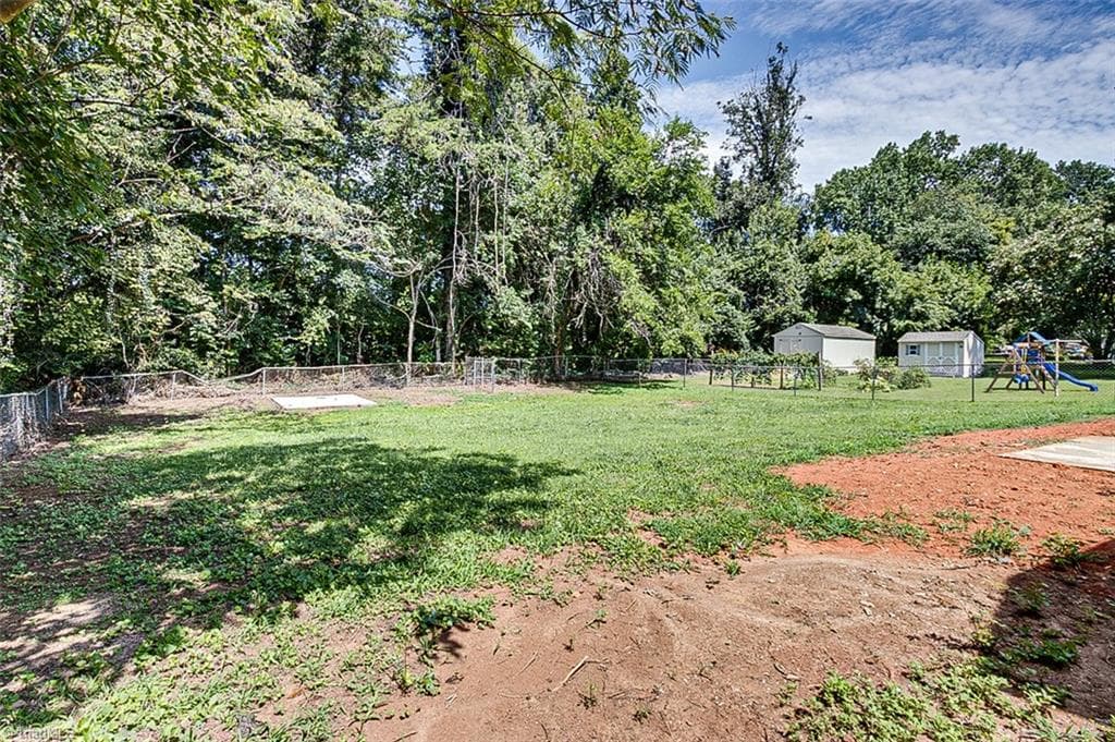 Stick/Site Built at 1510 Valley Ridge Drive, High Point NC 27260, photo 13 of 15