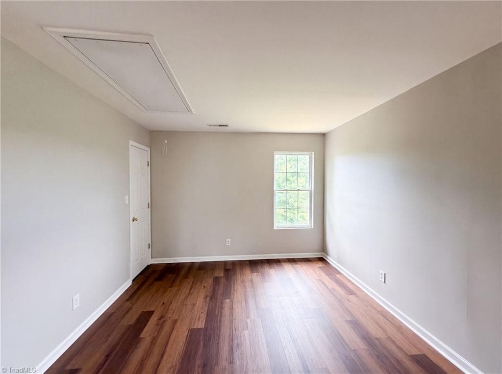 Stick/Site Built at 112 Rockbridge Court, Kernersville NC 27284, photo 6 of 26