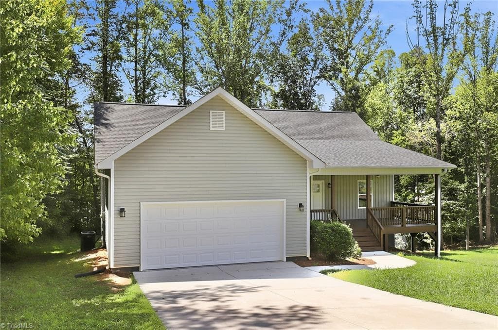 2513 Mill Brook Trail, Kernersville NC 27284