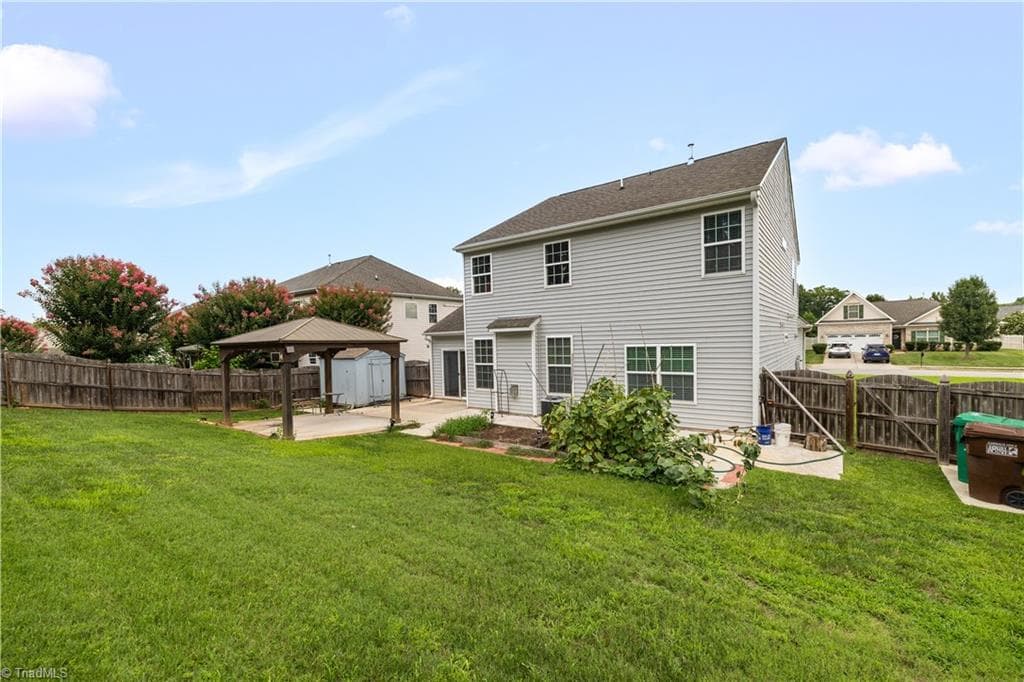 Stick/Site Built at 3540 Lamplight Way, High Point NC 27265, photo 28 of 35