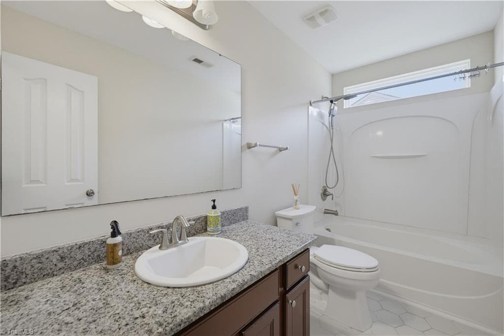 Stick/Site Built at 3540 Lamplight Way, High Point NC 27265, photo 25 of 35