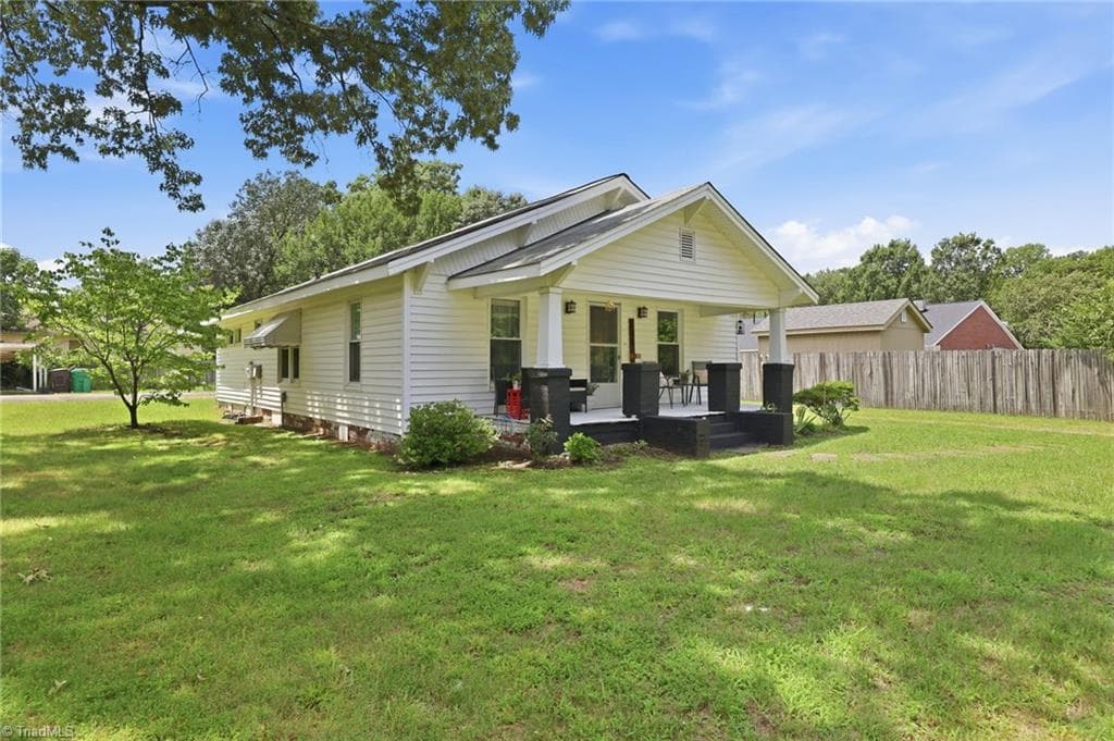 106 Crestwood Circle, High Point NC 27260