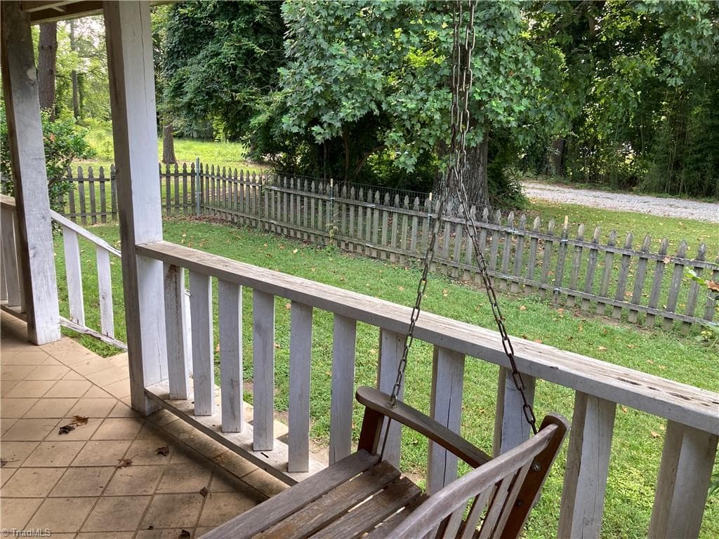 Remarks at 4906 & 4908 Kitty Hawk Road, Greensboro NC 27407, Greensboro, photo 6 of 35