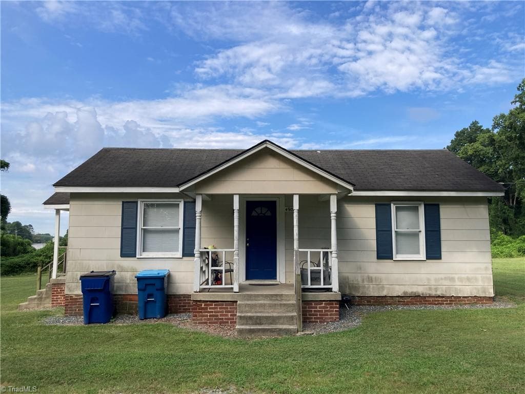 Remarks at 4906 & 4908 Kitty Hawk Road, Greensboro NC 27407, Greensboro, photo 24 of 35