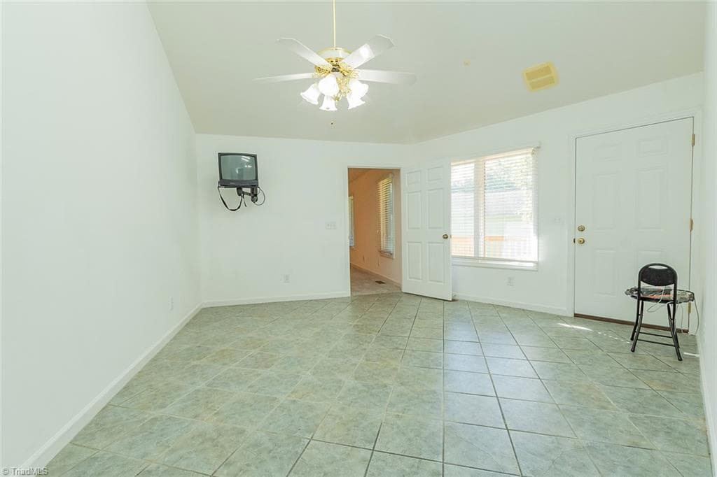 Stick/Site Built at 631 Mill Stream Lane, Lexington NC 27292, photo 22 of 37