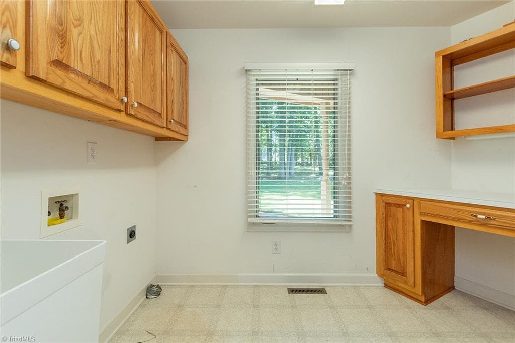 Stick/Site Built at 631 Mill Stream Lane, Lexington NC 27292, photo 20 of 37