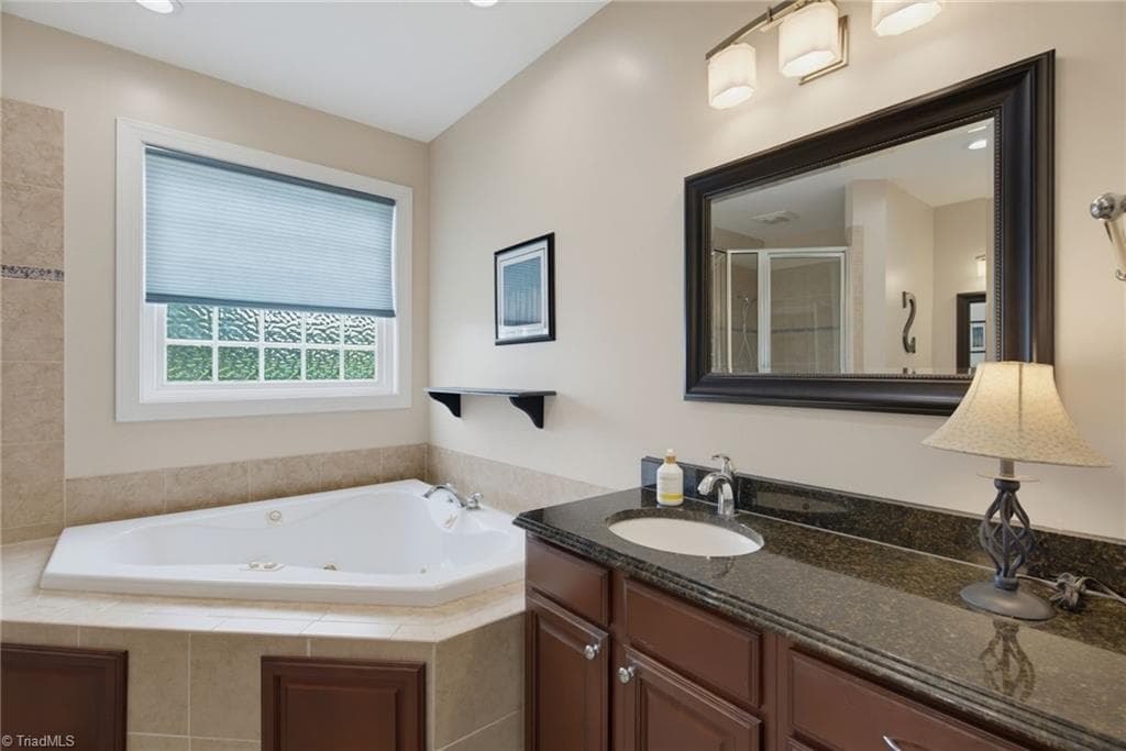 Primary Luxury Bath with Jetted Tub - 1819 Merritt Trail, Burlington NC 27217, Burlington