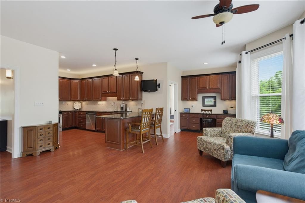 View 2: Breakfast Nook - 1819 Merritt Trail, Burlington NC 27217, Burlington