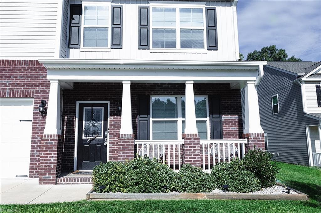 Stick/Site Built at 2630 Titan Village Court, Clemmons NC 27103, photo 2 of 21